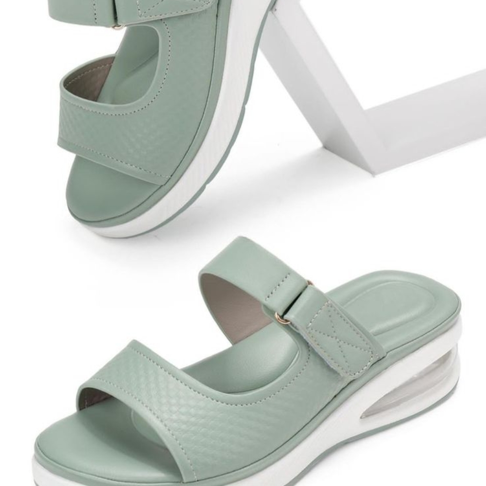Mint Clover Wedge by lesliech boutique